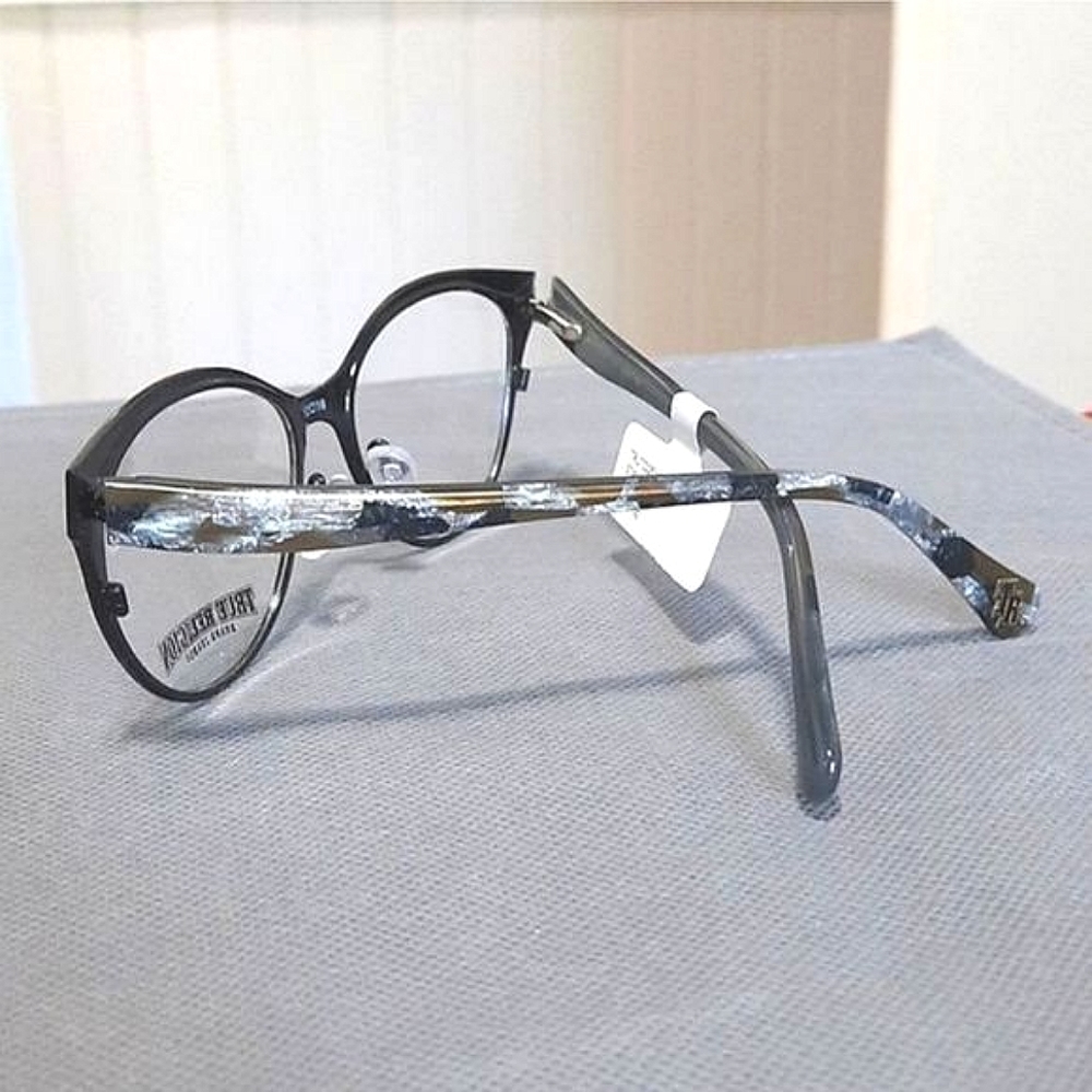 NEW Cat Eye Eyeglass Frame, True Religion, black/gray, metal Rx'able  52-16-140 - Picture 4 of 5